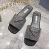 Pantoufles pleine strass pantoufles femmes 2023 été nouveau bout ouvert décontracté plage sandales plates mode luxe cristal haute qualité chaussures dame Y23