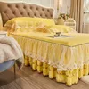 Bed Skirt Princess Lace Milk Velvet Bed Skirt with Pillowcase for Girls Mat Bed Sheet Skirt Bedding Bedspreads Bed Cover Non-Slip Sheet 230510