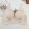 BRAS SEXY PUSH UP BH för Woman Seamless Ribebd Underwear Middle Mold Cup Underwired underkläder Fortställd justerbara remmar 230509