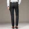 Calças masculinas 2023 Autumn e Winter Style Slim Fit Troushers listras