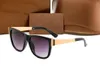 2023designer Sunglasses masculino de óculos de metal quadrado Design de impressão de armação mostra tipo de verão legal de verão de verão para mulheres MANS MATHE G3718