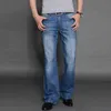 Мужские джинсы джинсы мужчины 2023 Мужские мужские модис Большие расклешенные джинсы срезаны ноги раскрыты