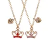 Fashion Red Rhinestone Crown Pendant Gold Plated Designer Halsband Alloy Sydamerikanska bästa vänner BFF Hjärtat barns halsband smycken för flickor syster gåva