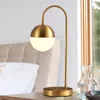 Lâmpadas de mesa Modern Creative Creative Glass Ball Gold Metal Lamp Villa El Home Sala de estar de jantar Bedroom Art Desk Ta224