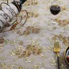 Couverture de broderie de dentelle de luxe de nappe de table pour la nappe de meubles de banquet de mariage à la maison 230510