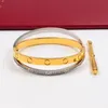 2023 Luxury Brand intersect Cuff Bracelet Fashion Couple Charm Crystal Diamond Bracelet 18k Gold Titanium Steel Designer Bracelet for Men and Women