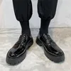 NIEUW MENS PATENT LEDERPLATPLATUL Oxfords Fashion Med Heel kantoorschoenen mannelijk veter formele kleding schoenen casual streetwear