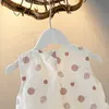 Completi di abbigliamento New Baby Girl Top senza maniche + pantaloncini Cute Leaf Print Comodi girocollo per bambini Top Shorts Summer Casual Y23