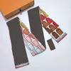快適なスカーフソフトレター女性スターパターンのためのスカーフデザイナー秋の印刷スタイリッシュな滑らかなプレゼントシフォンメンズポータブルシルクスカーフスタイリッシュPJ077 F23