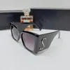 2023 Hot designer sunglasses for women letter luxury sunglasses UV 400 beach for womens designer shades