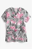 Dames t -shirt bedrukte verpleegkundige uniform bloemen vrouwelijke shortsleeveved werk struikgewas cartoon bedrukt shirt verpleegkunde top 230510