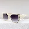 Designer Classics Mens Symbole Occhiali da sole Moda uomo e donna Resort Beach Daily Ultraviolet Protective Glasses PR126