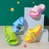 Slipper barn tofflor barn sommar tecknad strandskor pojkar flickor baby mjuk ensam anti-slip ourdoor tofflor barns småbarnskor 230510