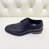 Scarpe eleganti stringate in pelle di alta qualità Scarpe eleganti da cerimonia per uomo Mocassini firmati con diamante marrone nero Scarpe brogue Oxford Slip On Shoe 38-45