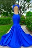 Sexy Royal Blue Sirène Robes De Bal Pour Les Femmes Plus La Taille O Cou Perlé Cristaux Satin Plis Dos Nu Drapé Occasion Spéciale Soirée Formelle Pageant Robes