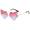 Lunettes de soleil mode Unique amour coeur flamme forme femmes clair océan miroir lentille nuances UV400 rétro sans monture hommes lunettes de soleil Y2k