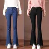 Kvinnors jeans 2023 Autumn Winter Blue Velvet Micro-blared Women's Stretch High-midig delad fransade utskjutna byxor tjockare varma
