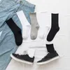 Chaussettes Bonneterie 3 Paires Couleur Unie Coton Tube Femme Chaussettes Set ins Tide Street Wear All-Match Noir Blanc Sports Longues Chaussettes Filles Pop Socket P230511