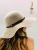 Chapeaux à large bord Chapeaux seau Chapeau de soleil en paille pour femme Chapeau de plage plat classique Protection contre le soleil d'été Chapeau de style cowboy Roulé Pliable Chapeaux Panama à large bord 230511