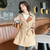 Frauen Graben Mäntel 2023 Frühling Herbst Mantel Mode Schlanke Lange ärmeln Kurze Windjacke Mit Gürtel Casual Outwear Weibliche K729