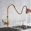 Kökskranar Uythner Gold Polish Swivel Spout Sink Faucet Pull Down Sprayer Fashion Design Badrum Cold Water Mixer Tap 230510