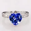 Bröllopsringar Caoshi Romantic Heart Ring med Bright Zirconia Elegant Cute Lady Engagement Bands Accessories Exquisite Fancy