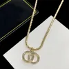 Designer Womens Halsband Damer Luxury Pendant Halsband Fashion Jewelry Girls Jewelery Letter Necklace Party Accessories