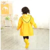 레인 기어 긴 어린이 어린이의 노란 무지개 코트 드레스 재킷 레인 코트 판초 레인 슈트 야외 소녀의 폴리 에스테르 레인웨어 레인 기어 60YY234 230511