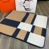 Cashmere Designer Blanket High Quality Fashion Luxury travel Blankets Letter Printed Casual Classic Silk Carpet Home Furnishings Couverture Box