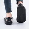 Sandals man non glisser les tongs creux de la plate-forme épaisse de chaussures de femmes pour la maison extérieure des couples de salle de bain pantoufles douces.