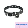 Designer Dog/Cat Jarre Aero Tide Brand Rivet Collar Tide Märke Inverterade triangelkrage Klassiker Classic