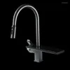 Torneiras de cozinha Torneira de pia de latão moderna com pulverizador de 3 modos One Hole RauPall Water Tap Moda Style Black