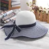 Chapeaux à larges bords Seau Chapeaux Mode Hepburn Wind Noir Blanc Rayé Bowknot Été Chapeau De Soleil Belles Femmes Chapeau De Plage De Paille Grand Chapeau À Bords 230511