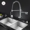 Grifos de cocina Chrome Black Pull Down Single Cold Water Dual Swive Caño Mezclador Montado en la pared 360 Rotación Grifo de baño 230510