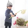 Bonnet d'hiver en laine chaude pour enfants Bérets. Chapeau extérieur de moulin à vent d'antigel de protection d'oreille d'oignon courbé pour des garçons et des filles