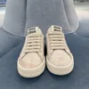 miu Retro Sneakers Pantoufles Cuir blanchi Miu chaussures blanches femmes Chaussures de skate à fond épais vintage chaussures sales semelles souples 3 styles 5E915D_3G63_F0009_F_005 vente en gros1