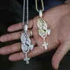 Catene all'ingrosso di alta qualità Full Cz pavimentato Pray mano ciondolo croce con catena di corda lunga collana per uomo fidanzato gioielli Hip Hop