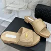 Damen-Hausschuhe, niedrige Absätze, 3,5 cm, Sandalen, gesteppte Textur, Lammfell, Slip-on-Slides, Designer-Retro-Schwarz, runde Zehen, Mule, Luxurys, Flip-Flops, Outdoor, schwarzer Strandschuh