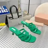 Pantofole firmate di marca Sandali da donna color caramella Pantofole romane Infradito da spiaggia estiva di lusso Miu Mules Pantofola in pelle 2023