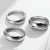 Bröllopsringar enkla par anpassat namn rostfritt stål ring gåva för kvinnliga män engagemang årsdag kärlek löfte