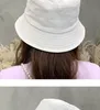 P Home Designer Bucket Hat Visor Hat Fashion Hundred Basin Hat Men's and Women's Leisure Hushåll hinkhatt