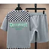 Herrspårar 5xl Stora herrsportdräkt Korean High Street Fashion Tshirt Shorts Twopiece Set Men Retro Neck Top Designer Clothes Men 230511