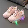 Athletic Outdoor LED Gradient Color Sneakers dla dzieci dzieci swobodne trampki bieganie świetliste sole świecą