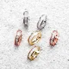 Wolf Tide Square Baguette Zirconium Huggie Hoop Orecchini per uomo e donna Bling Cubic Zircoina Charms Orecchino Shiny Crystal Ear Ring Accessori per gioielli hip-hop