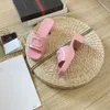 Designer sandalen jelly sandaal dames schoenen rubberen slippers dikke hoge hakken kristallen slipper dikke bodem schuifjes platform muilezels alfabet schoenen snoepkleuren glijbanen