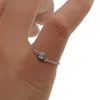 Anelli a grappolo Gioielli in argento sterling 925 Prezzo di fabbrica Delicato Minimalista Splendida ragazza Donna Lunetta Singola pietra Cz Anello delicato