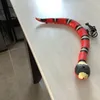 Giocattolo giocattolo elettrico giocattolo di induzione intelligente simulazione serpente per animali domestici graffi accessori divertenti ingranaggio di interazione giocattoli regalo per bambini