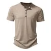 Herrpolos sommar t-shirt män mode Henley krage vit t-shirt herrar kort ärm avslappnade smala toppar tees fast färg t-shirt för man 230511