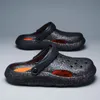 Zapatillas Zapatos de playa Venta de verano Hombres antideslizante Agujero inferior grueso Rafting al aire libre Sandalias unisex zapatillas 230510