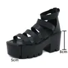 Sandalet kadın deri gladyatör siyah blok topuklu ayakkabılar açık ayak parmağı 2023 yaz boş zaman tıknaz platform yüksek topuk roman